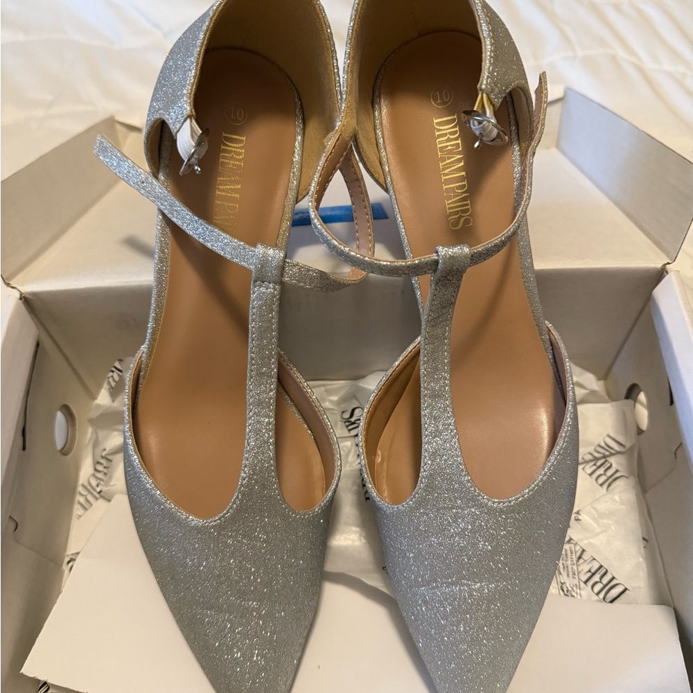 Dream Pairs Glittery Silver Heels